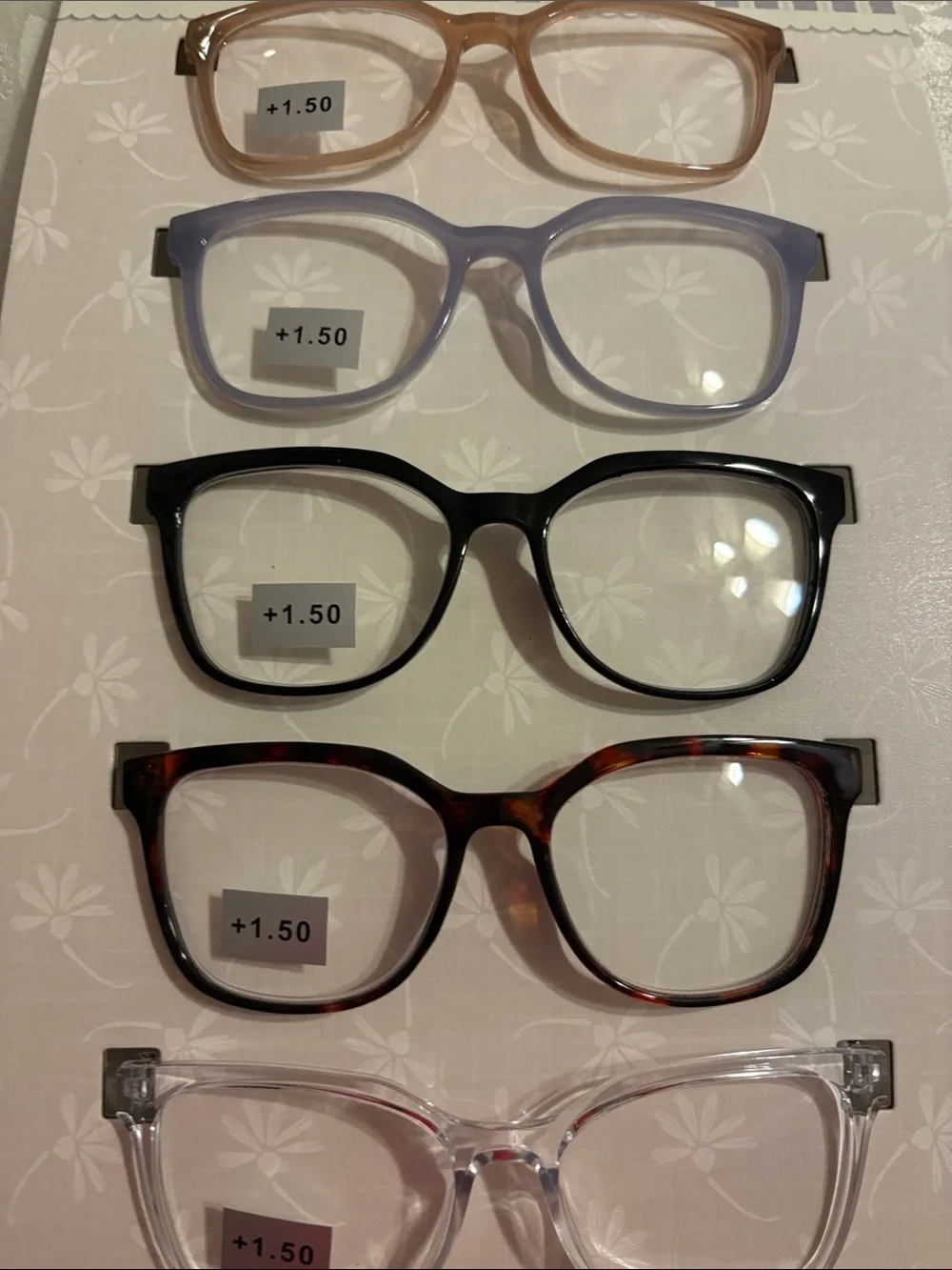 Max Studio Reading Glasses Set of 5 Brand New
